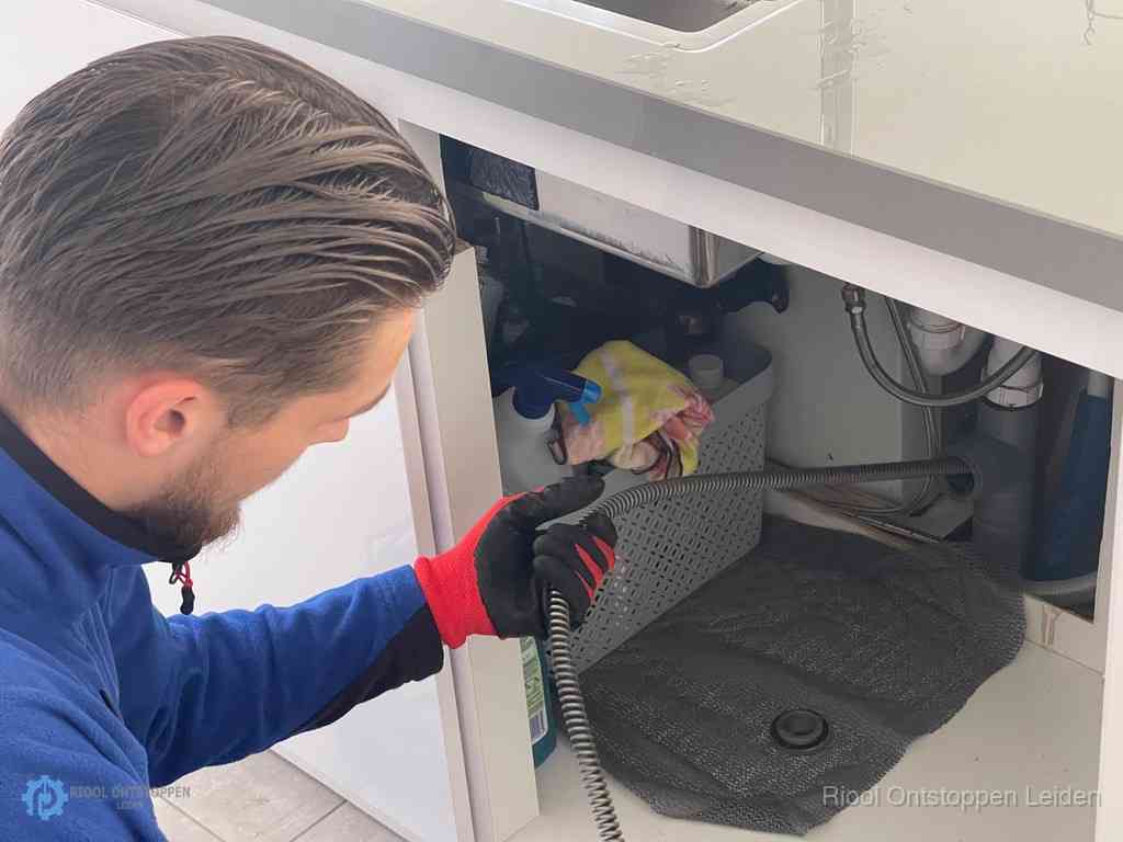 Gootsteen Ontstopt Leiden